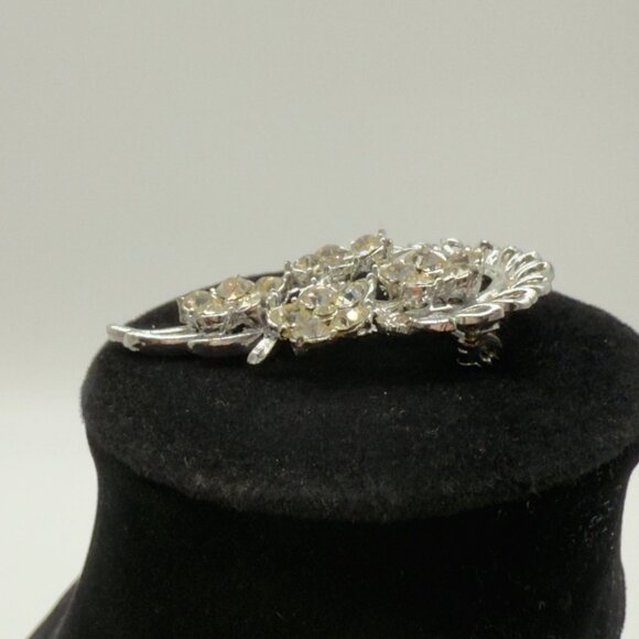 Vintage Silver-Tone Rhinestone Brooch Floral Leaf Swirl Design - Picture 2 of 7